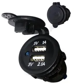Doble puerto USB 2.1A y 1A para embutir con tapa de goma