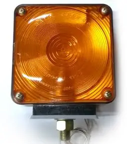 Faro Cuadrado Color Ambar Doble Faz- Baiml 1109.AA