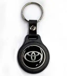 Llavero plástico y resina logo Toyota